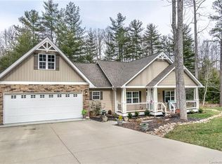 160 Jonathan Creek Dr, Etowah, NC 28729