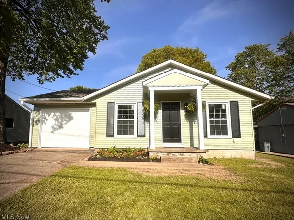 409 Washington St, Leetonia, OH 44431