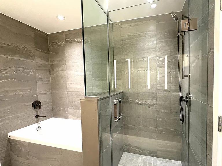 785 Harbour Ave #510 — Photo 16
