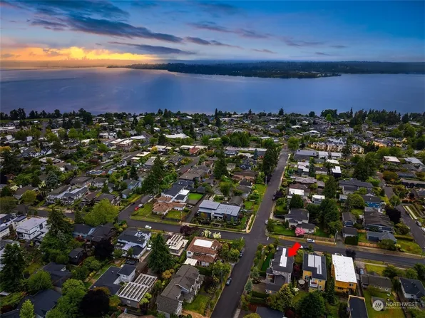 206 13th Avenue, Kirkland, WA 98033