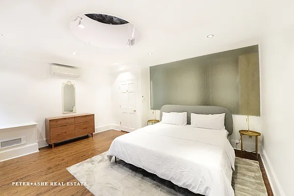 Rented by Peter Ashe | media 21