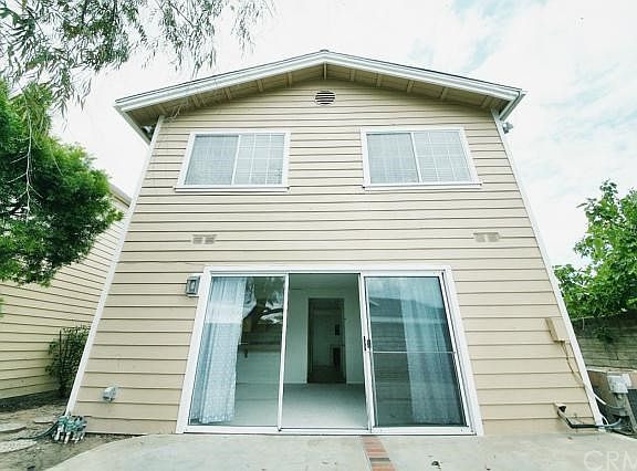 3rd image of 1003 Park Circle Dr