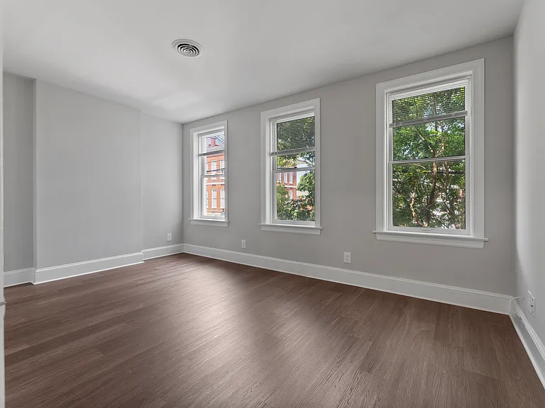 1513 W Main St #A — Photo 9