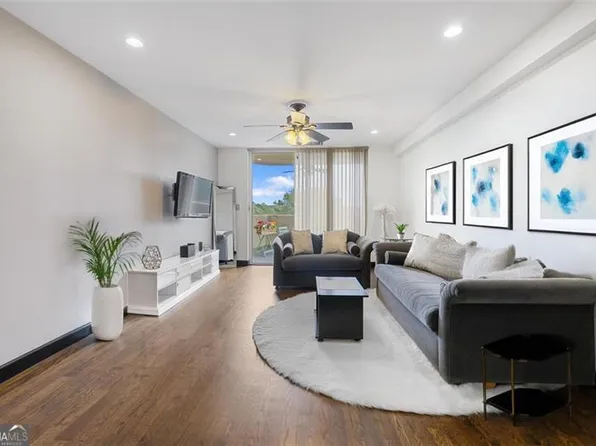 1501 Clairmont Rd APT 1027, Decatur, GA 30033