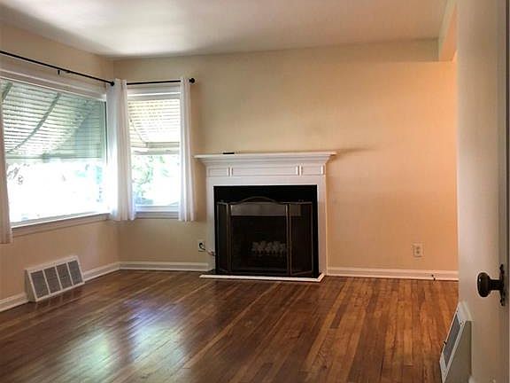 3rd image of 2354 15th St