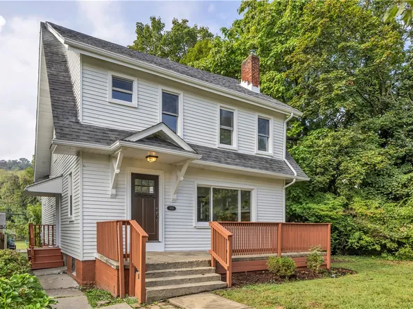 1430 Ridge Ave, Coraopolis, PA 15108