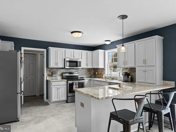 74 Misty Ln, Ephrata, PA 17522