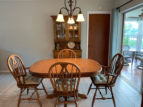 4th image of 4083 Rock Creek Dr