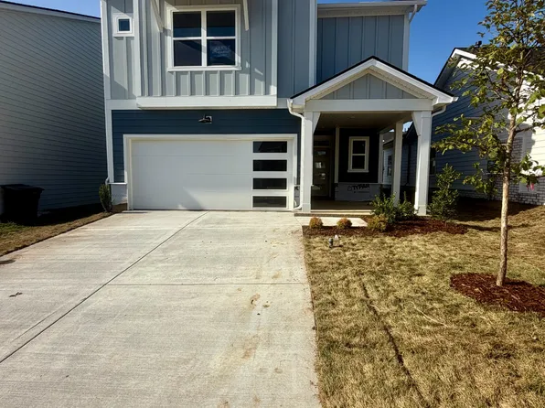 933 Brooklyn Crossing Rd, Gallatin, TN 37066