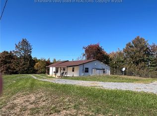 3731 Wilson Ridge Rd, Duck, WV 25063