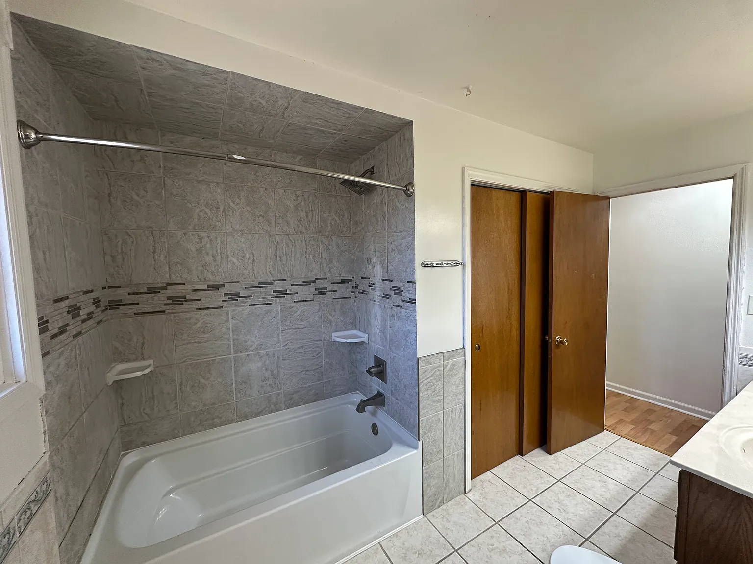 3821 N Laramie St — Photo 3