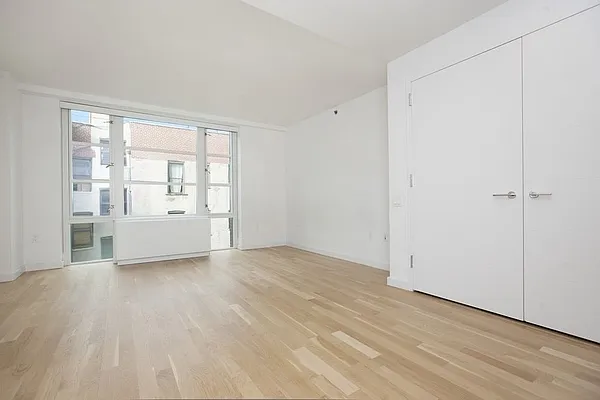 Rented by REAL New York | media 10