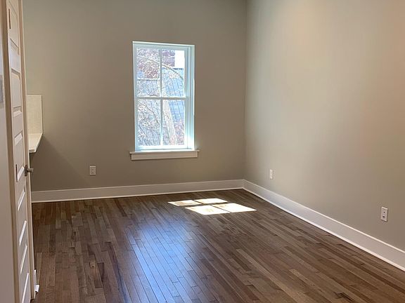 2nd image of 1613 W Girard Ave #3F