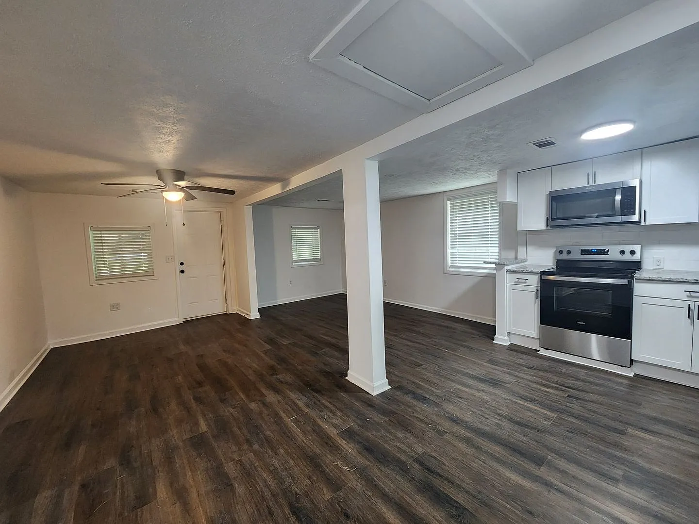 2 Bedroom 2 Full Baths - Roommate Plan - Midtown — Photo 3