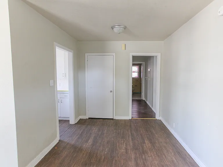 840 Chestnut St — Photo 5