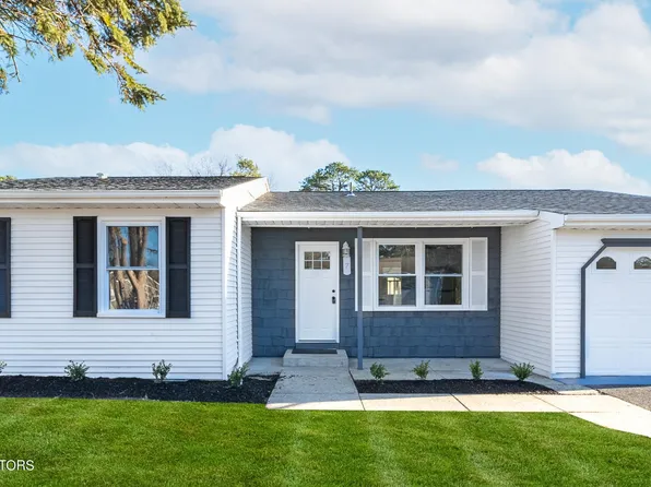 7 Apple Lane #72, Whiting, NJ 08759