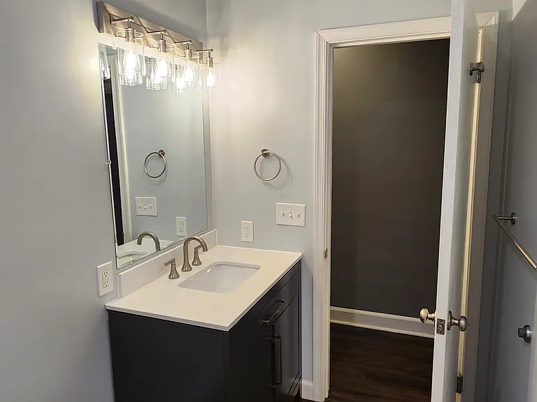 bathroom looking back to hallway door