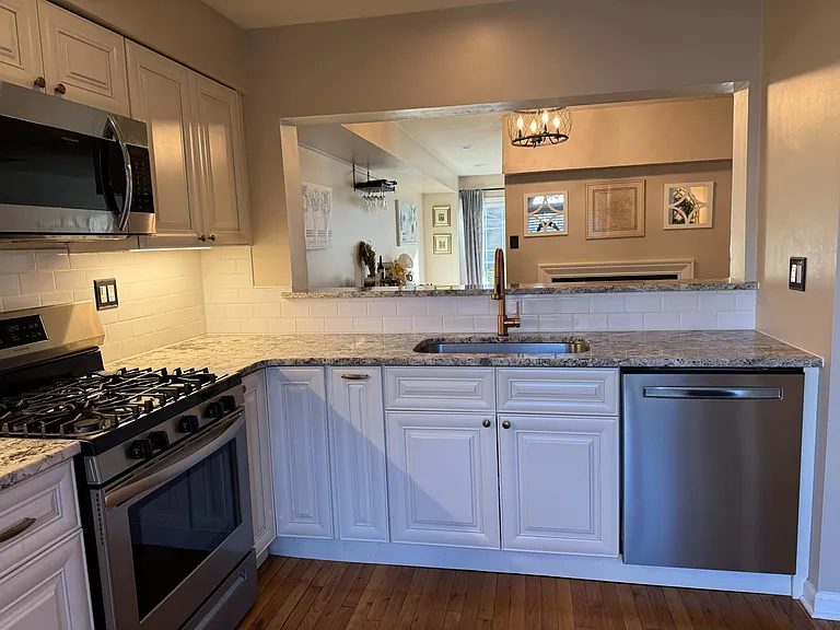 3303 Keswick Way — Photo 3