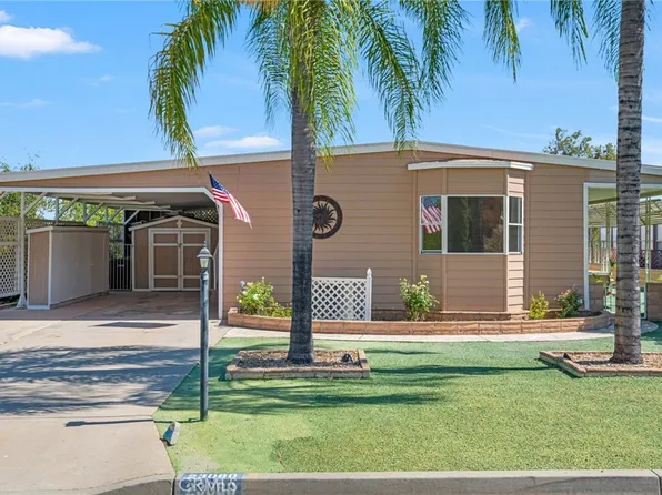 23080 Big Tee Dr, Canyon Lake, CA 92587