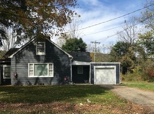 517 Pequest Rd, Oxford, NJ 07863