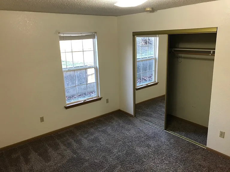 Uptegrove Apartments — Photo 14