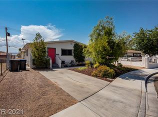 1917 Manhattan Dr, Las Vegas, NV 89106