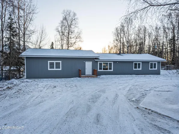 23012 Homestead Rd, Chugiak, AK 99567