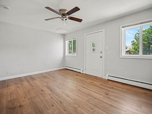 5th image of 140 E Dartmouth Ave #3100