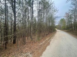 12 Walnut Dr, Tamassee, SC 29686