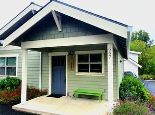 (Undisclosed Address), Ashland, OR 97520