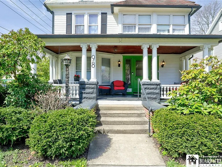 98 Forest Ave — Photo 39