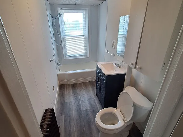 207 S Beaver St — Photo 8