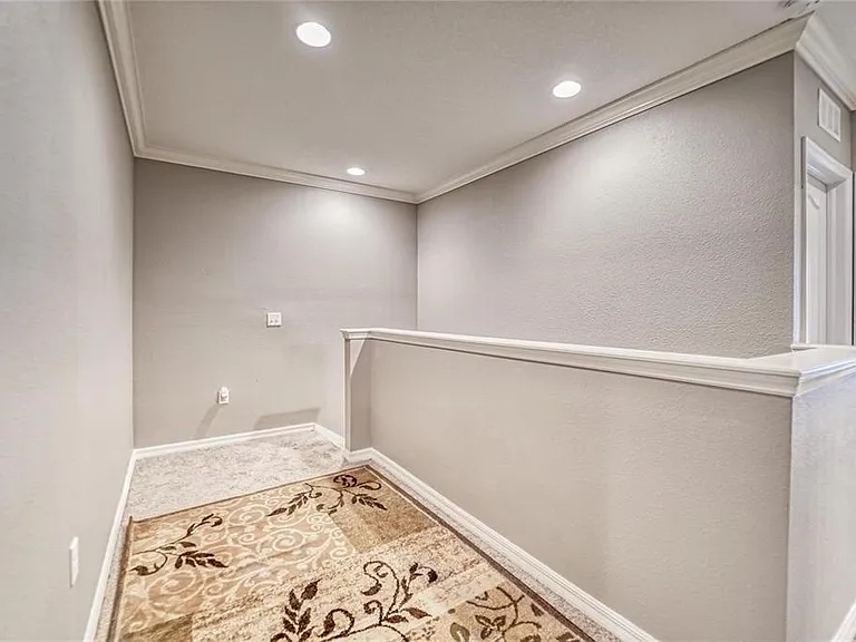 3903 Silverlake Way — Photo 17