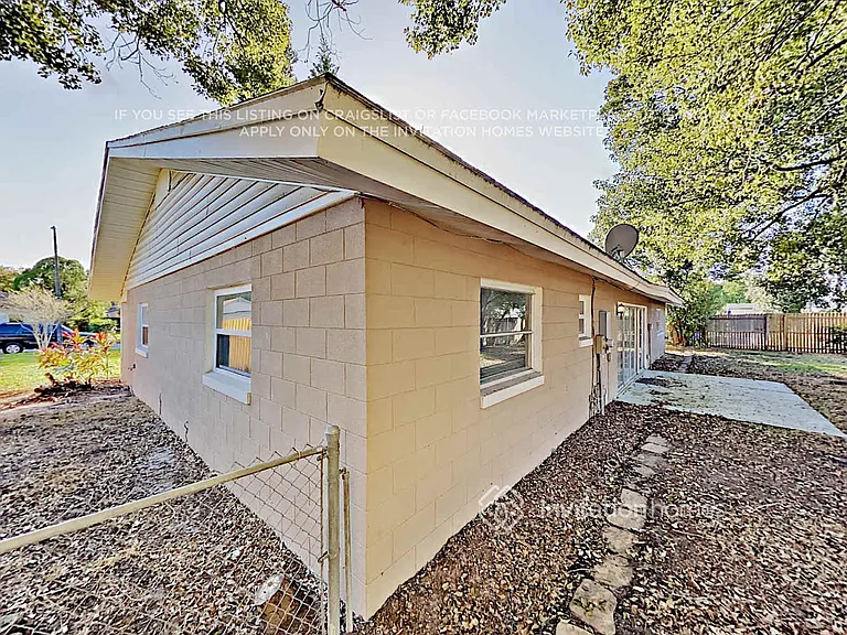 2525 Kiowa Trl — Photo 24