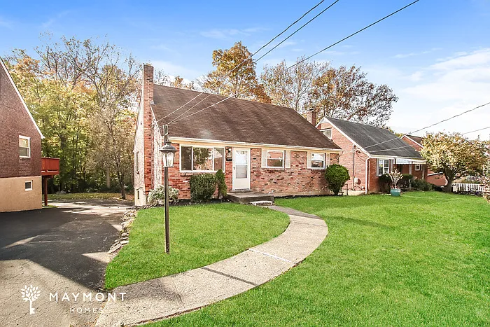 1395 Tallberry Dr — Photo 5