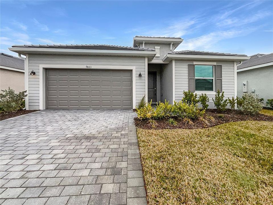 1st image of 7863 Lakes Edge Ln