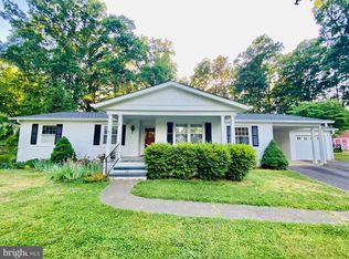 2 Barksdale Ct, Fredericksburg, VA 22401