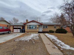 5201 Sagebrush Ave, Cheyenne, WY 82009