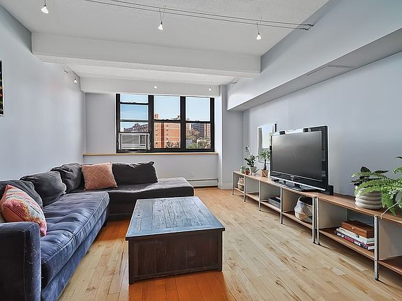 5th image of 535 Dean St APT 224