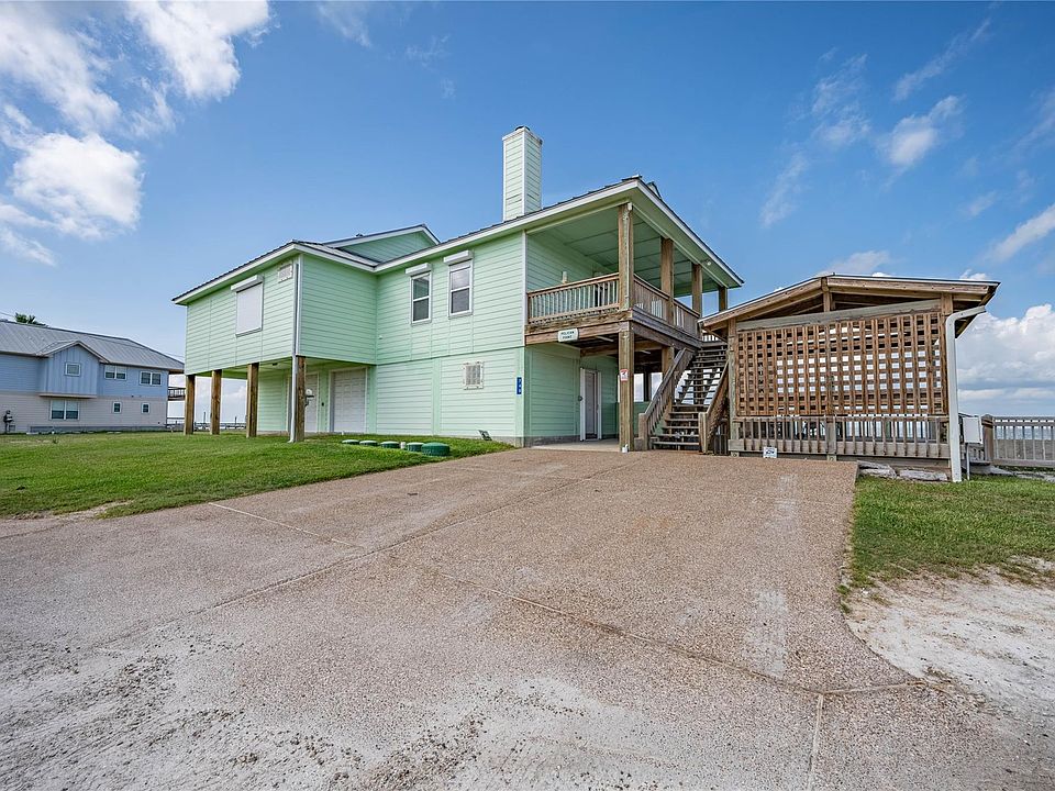 1st image of 740 Copano Cove Rd