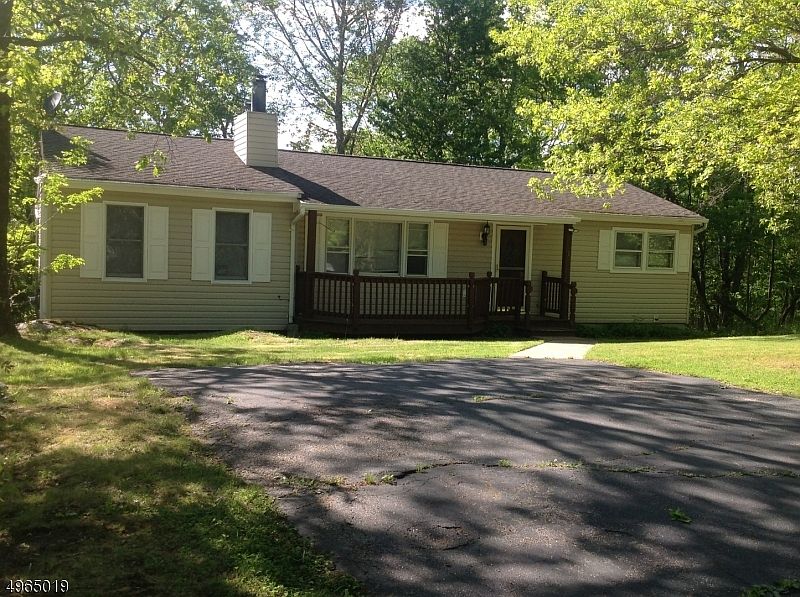 1st image of 5 Fountainhead Dr