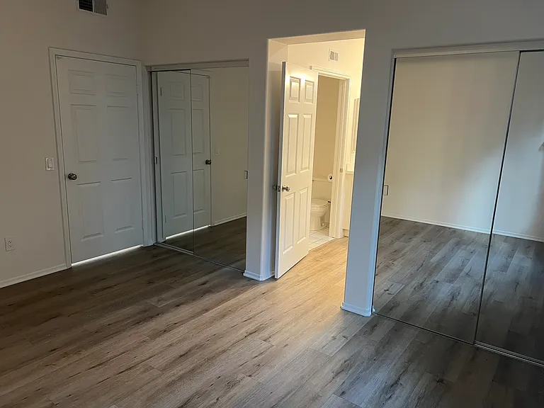 128 California Ct #128 — Photo 8