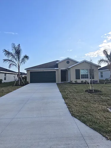 129 Hercules Dr Photo 1
