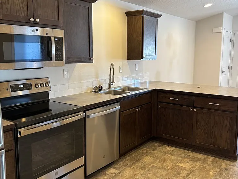 51580 Stillwell St. — Photo 2