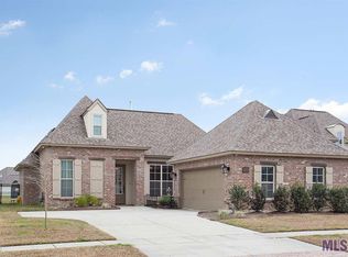 3240 Meadow Grove Ave, Zachary, LA 70791