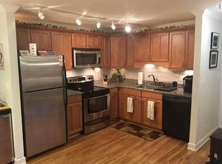 1323 Worcester Rd APT F1, Framingham, MA 01701