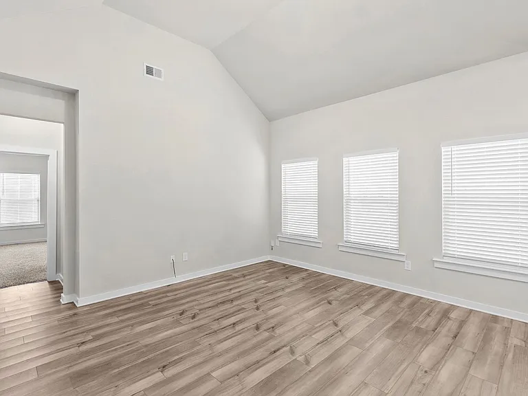 275 Avalon Way — Photo 11