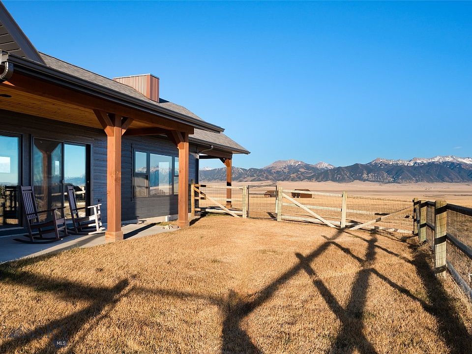 7th image of this home