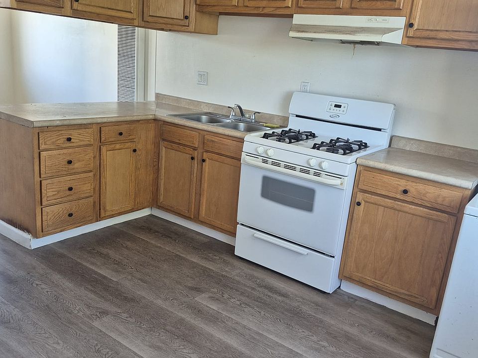 1st image of 193 E Norton St #D