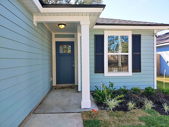 2nd image of 3954 Autumn Ln